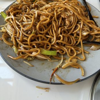 Joyee's Dumpling House - Chicken Chow Mein - Chinese Near Me - Oceanside, California Joyee's Dumpling House - Chicken Chow Mein - Chinese Near Me - Oceanside, California