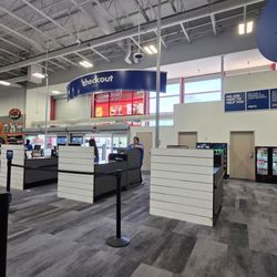 Best Buy - 5star service desk!