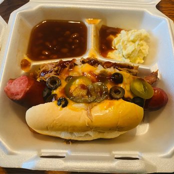 T & T BBQ And Catering - The Pig - Food Trucks Near Me - Oelwein, Iowa T & T BBQ And Catering - The Pig - Food Trucks Near Me - Oelwein, Iowa