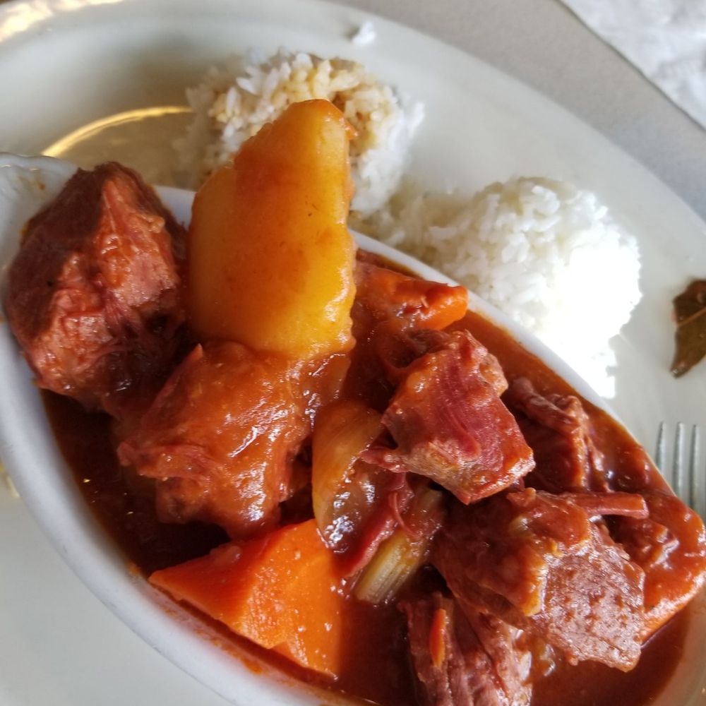 Kam Bowl - Best beef stew on island. - Diners Near Me - Honolulu, Hawaii Kam Bowl - Best beef stew on island. - Diners Near Me - Honolulu, Hawaii