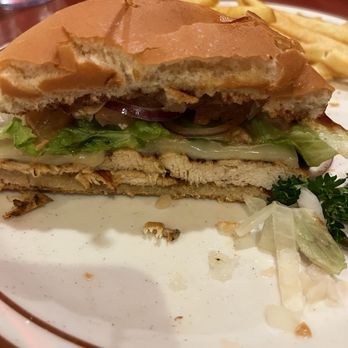 Bob’s Big Boy - Chicken sandwich - American Near Me - Burbank, California
