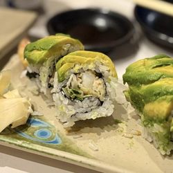 Tokkuri-Tei - Kimberly roll - see the sprouts in there?