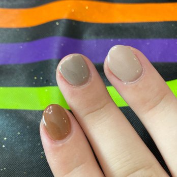 Star Nails - Update: 4 days later dip nails cracking and running my manicure. - Nail Salons Near Me - Sparta Township, New Jersey