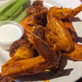 The Peanut - Chicken wings - American Near Me - Olathe, Kansas