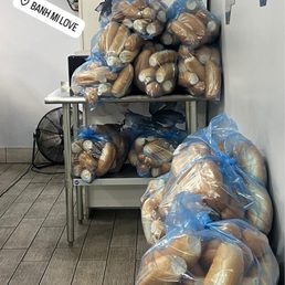 Buns, buns, buns. Buns, buns, buns.
