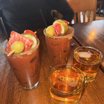 Crosby's Kitchen - Bloody Mary - American Near Me - Chicago, Illinois