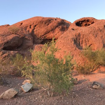 Hole-in-the-Rock - On the way up - Hiking Near Me - Phoenix, Arizona Hole-in-the-Rock - On the way up - Hiking Near Me - Phoenix, Arizona