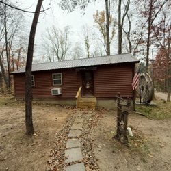 Avenwood Cabin - Front of The Millers Den cabin