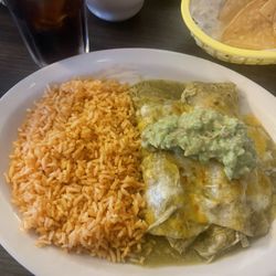 Pina’s Cafe - Enchiladas Verdes with no beans or sour cream