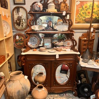 Antique Gallery - Antiques Near Me - Round Rock, Texas