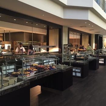 8 Block Kitchen & Bar - Breakfast Buffet - Buffets Near Me - New Orleans, Louisiana