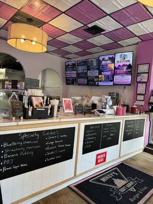 MIKEY'S SOFT SERVE / SMASHED BURGERS AND FRIES by null