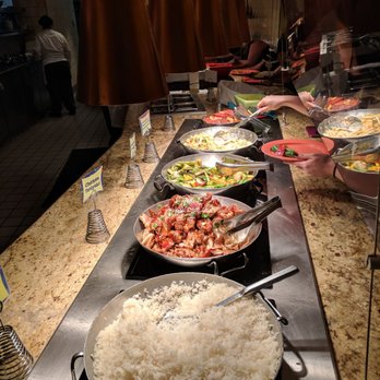Goofy's Kitchen - American Near Me - Anaheim, California