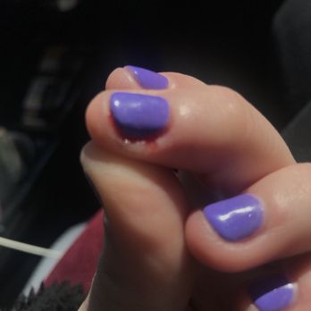 Lulu's Nails - Nail Salons Near Me - Mount Sinai, New York