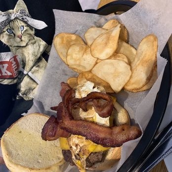 Case And Bucks Grub & Pub - Royal Burger - American Near Me - Barnhart, Missouri Case And Bucks Grub & Pub - Royal Burger - American Near Me - Barnhart, Missouri