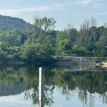 Mohawk Valley Welcome Center - Gorgeous views - Rest Stops Near Me - Fultonville, New York Mohawk Valley Welcome Center - Gorgeous views - Rest Stops Near Me - Fultonville, New York