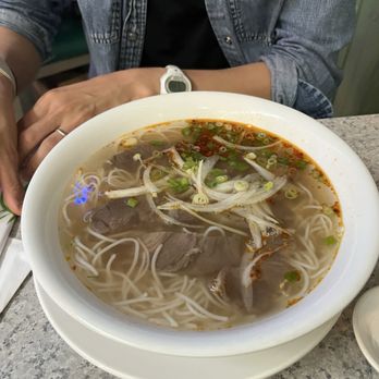 Pho Kapahulu - Bun bo hue - Vietnamese Near Me - Honolulu, Hawaii Pho Kapahulu - Bun bo hue - Vietnamese Near Me - Honolulu, Hawaii