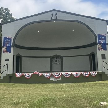 Veterans Park and Bandshell - Landmarks & Historical Buildings Near Me - St. Cloud, Florida Veterans Park and Bandshell - Landmarks & Historical Buildings Near Me - St. Cloud, Florida