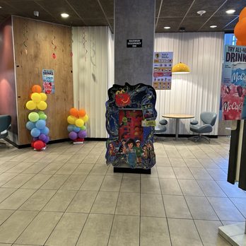 McDonald's - Fun - Fast Food Near Me - Glendale, California McDonald's - Fun - Fast Food Near Me - Glendale, California