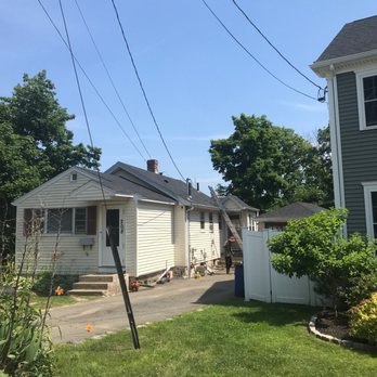 Carlos Melendez - Roofing Repair/Replace - Roofing Near Me - Waltham, Massachusetts
