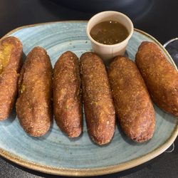 Up Restaurant y Bar - Alcapurrias