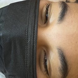 Aisha's Threading Salon - Before