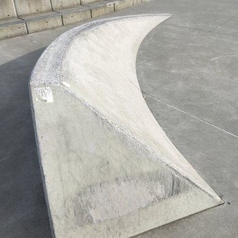 Jack Holland Skatepark - This little ledge/transition thing scares me - Skate Parks Near Me - San Leandro, California
