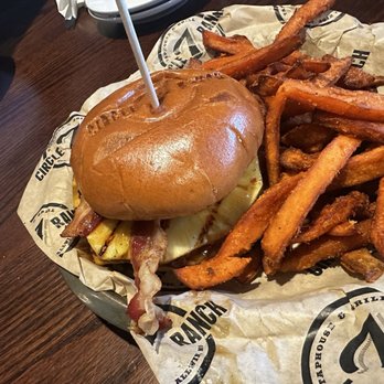 Circle 7 Ranch - Kona Hawaiian chicken sandwich, sweet potato fries - Burgers Near Me - St. Louis, Missouri Circle 7 Ranch - Kona Hawaiian chicken sandwich, sweet potato fries - Burgers Near Me - St. Louis, Missouri