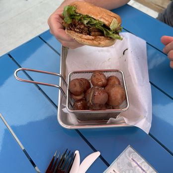 The Ruskin Seafood - Soft shell crab sandwich with side of potatoes - Seafood Markets Near Me - Ruskin, Florida The Ruskin Seafood - Soft shell crab sandwich with side of potatoes - Seafood Markets Near Me - Ruskin, Florida