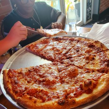 Pronto New York Style Pizza - Boys loved the cheese pie - Pizza Near Me - Dania Beach, Florida Pronto New York Style Pizza - Boys loved the cheese pie - Pizza Near Me - Dania Beach, Florida