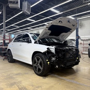 Car Source Collision Center - 2026 Mercedes GLE 450 - Body Shops Near Me - Gaithersburg, Maryland Car Source Collision Center - 2026 Mercedes GLE 450 - Body Shops Near Me - Gaithersburg, Maryland