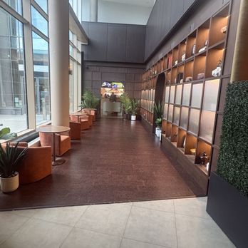 Hotel X Toronto - Lobby - Hotels Near Me - Toronto, Ontario