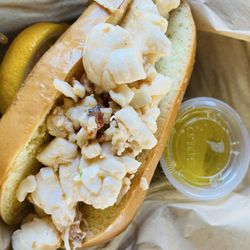 Palm Beach Lobsters & Seafood - Florida lobster roll