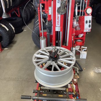 Discount Tire - auto34s touchless (leverless) tire mounter - Tires Near Me - Austin, Texas