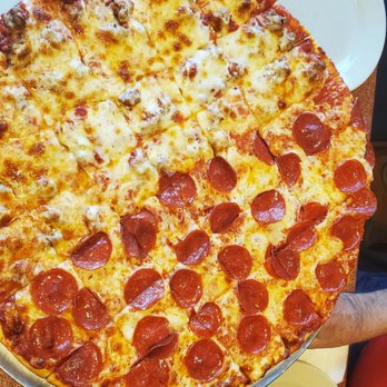 Jullianni's - 50/50 pizza. Sausage & Pepperoni. - Italian Near Me - Palos Heights, Illinois Jullianni's - 50/50 pizza. Sausage & Pepperoni. - Italian Near Me - Palos Heights, Illinois