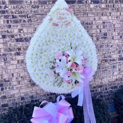 Tear drop sympathy funeral stand