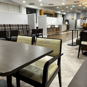 Upperdeck Lounge Glasgow Airport - Airport Lounges Near Me
