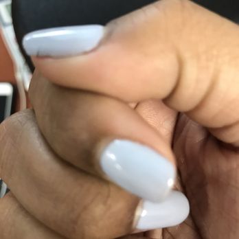MC Nails - Right hand polish is about to chip/peel. Four days after gel mani. - Nail Salons Near Me - Fairfax, Virginia