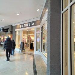 Athleta - Outside