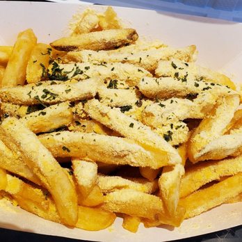 bb.q Chicken Kahala - Cheese fries - Chicken Wings Near Me - Honolulu, Hawaii