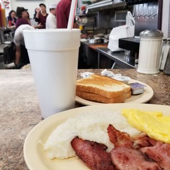 Don's Grill - Ham off the Bone & 2 Eggs w/ Grits and Toast - Burgers Near Me - Chicago, Illinois