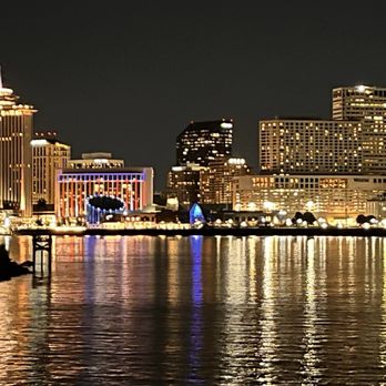 Paddlewheeler Creole Queen - Cajun/Creole Near Me - New Orleans, Louisiana