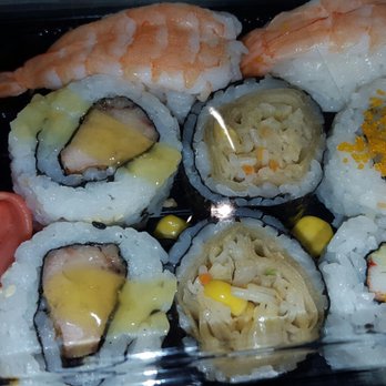 Mandarin Restaurant - Sushi sampler - Buffets Near Me - Rexdale, Ontario