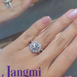 Jangmi - 2ct Round Brilliant set on Double Halo Shank setting in Platinum