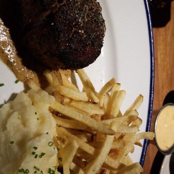Houston's Restaurant - Prime filet - New American Near Me - Irvine, California Houston's Restaurant - Prime filet - New American Near Me - Irvine, California