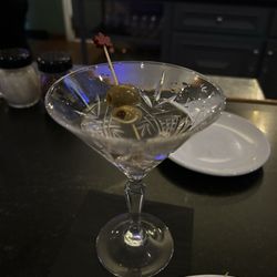 Pat's Italian Restaurant - Fantastic Dirty Martini