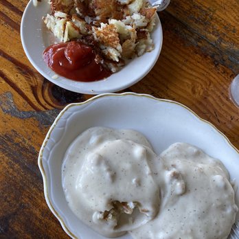 Annie's Cafe - Half order biscuits and gravy side of hash browns - Sandwiches Near Me - Cedar Key, Florida