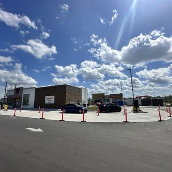 Bojangles - Parking lot and drive-thru - Fast Food Near Me - Kissimmee, Florida Bojangles - Parking lot and drive-thru - Fast Food Near Me - Kissimmee, Florida