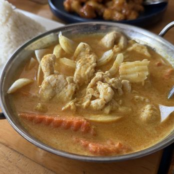 KIIN Thai Eatery - Thai Near Me - Burbank, California KIIN Thai Eatery - Thai Near Me - Burbank, California