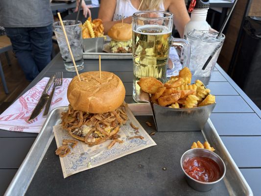 Guy Fieri's Vegas Kitchen & Bar by null